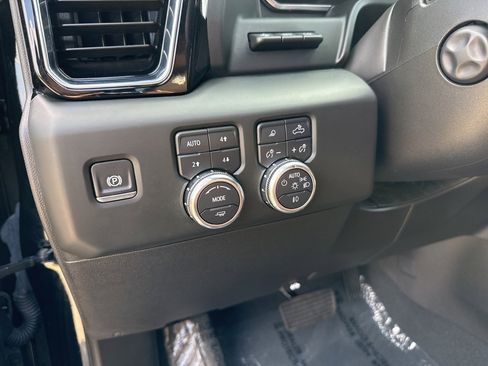 Used 2024 GMC Sierra 1500 Denali Ultimate image 24