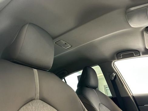 Used 2022 Toyota Camry LE FWD image 18