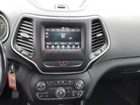 Used 2021 Jeep Cherokee Sport w/ Popular Appearance Group image 30