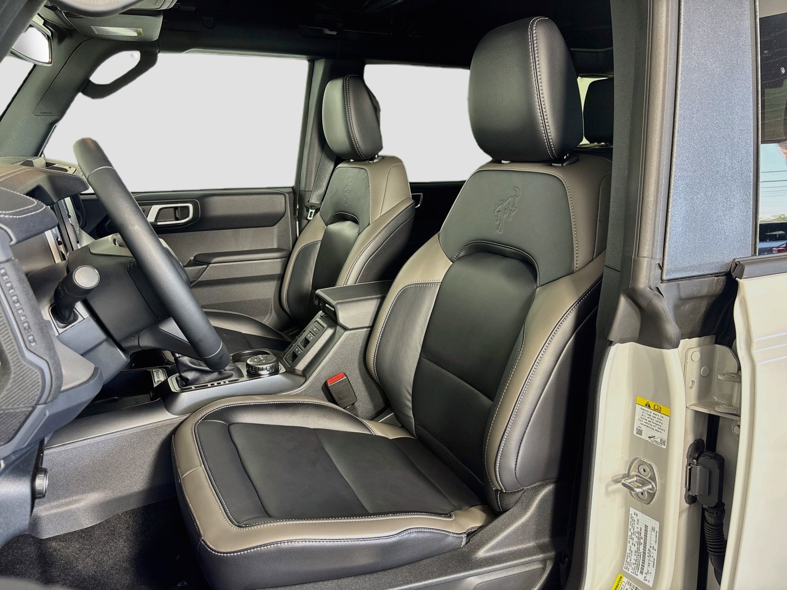 New 2026 Ford Bronco Outer Banks AWD/4WD image 22