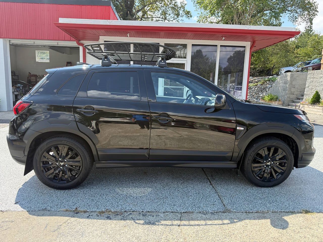 Used 2025 Mitsubishi Outlander Sport AWD image 7