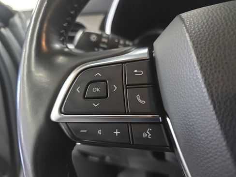 Used 2021 Toyota Highlander XLE AWD/4WD image 18