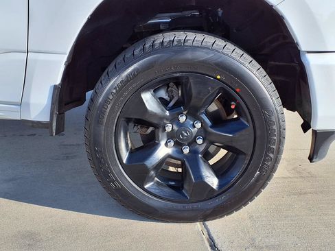 Used 2021 RAM 1500 Lone Star AWD/4WD image 9