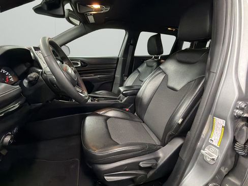 Used 2022 Jeep Compass Altitude image 16