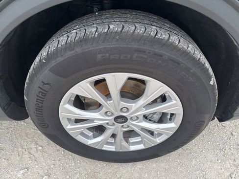 Used 2025 Ford Escape Active AWD/4WD image 25