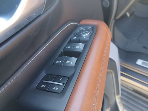 Used 2024 GMC Yukon XL Denali Ultimate w/ LPO, Floor Liner Package AWD/4WD image 20