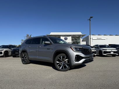 New 2026 Volkswagen Atlas SEL Premium R-Line