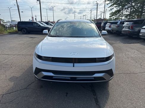 New 2025 Hyundai Ioniq 5 SEL image 2