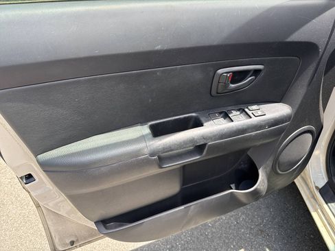 Used 2012 Kia Soul FWD image 25