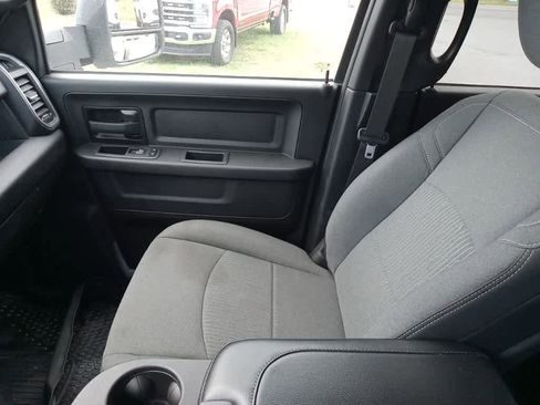 Used 2022 RAM 3500 Tradesman image 29