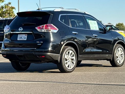 Used 2014 Nissan Rogue SL image 4