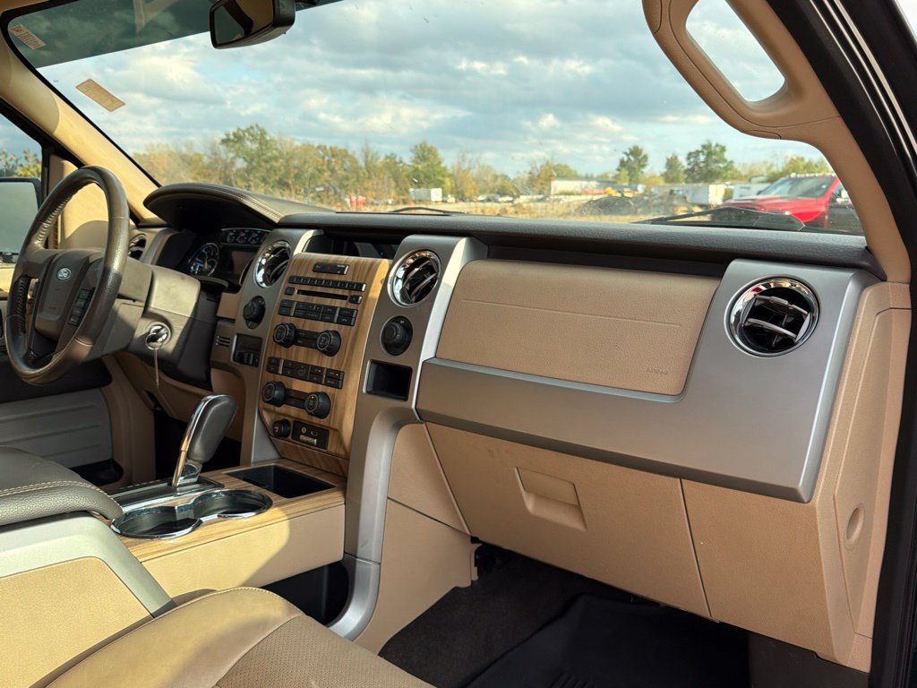 Used 2011 Ford F150 Lariat w/ Lariat Chrome Pkg AWD/4WD image 16