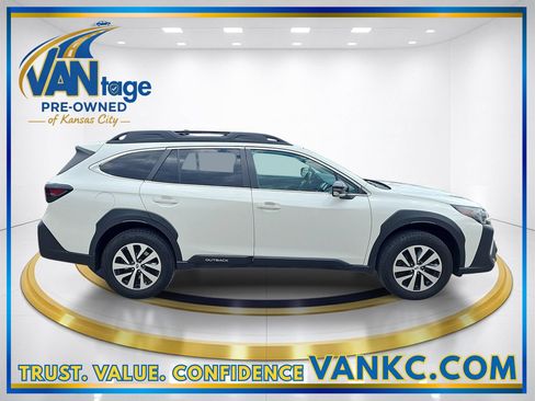 Certified 2023 Subaru Outback Premium AWD/4WD image 5