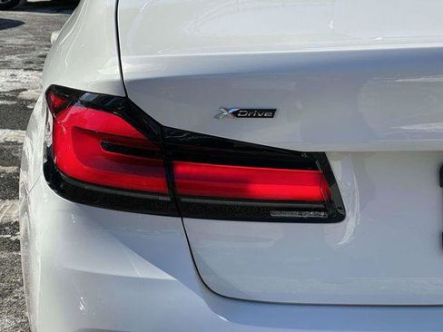Used 2023 BMW 530i xDrive w/ Convenience Package image 11