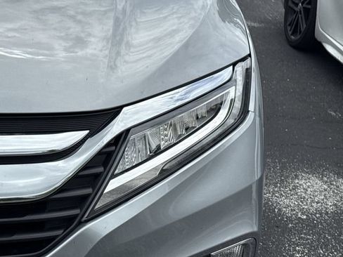 Used 2019 Honda Odyssey Elite image 4