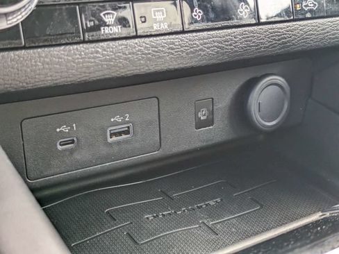 Used 2024 Mitsubishi Outlander SE FWD image 31