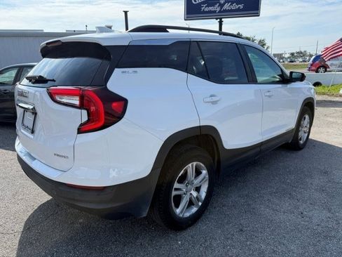 Used 2022 GMC Terrain SLE w/ Driver Convenience Package AWD/4WD image 5