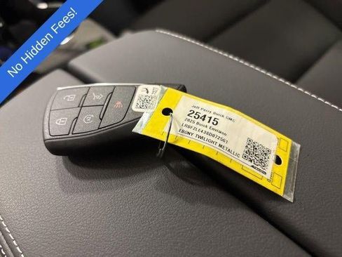 New 2025 Buick Envision Sport Touring image 4