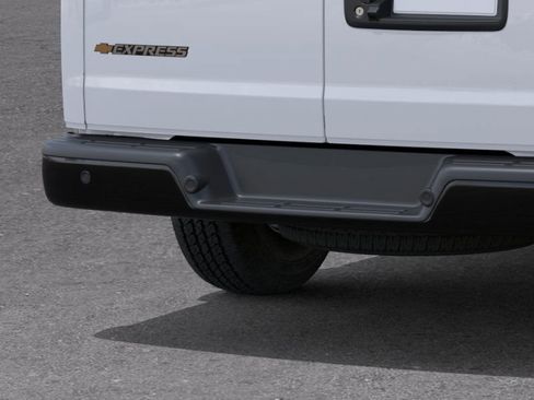 New 2026 Chevrolet Express 2500 RWD image 14