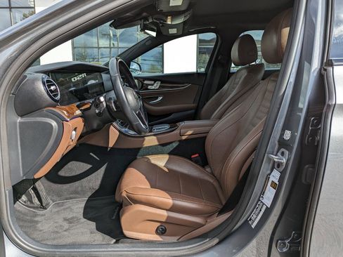 Used 2022 Mercedes-Benz E 350 4MATIC Sedan image 13