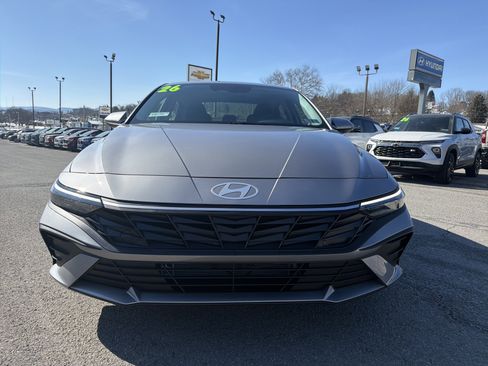 New 2026 Hyundai Elantra Blue image 8