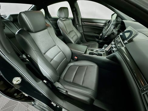 Used 2019 Honda Accord Sport image 29