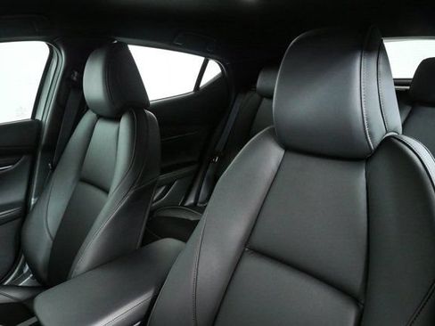 Used 2025 MAZDA MAZDA3 s Sport FWD image 2