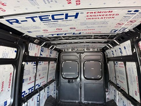 Used 2015 RAM ProMaster 2500 w/ Interior Convenience Group FWD image 16