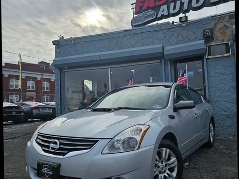 Used 2012 Nissan Altima 2.5 S w/ 20th Anniversary Pkg image 4