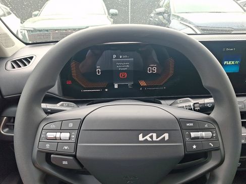 New 2026 Kia K4 LXS image 13