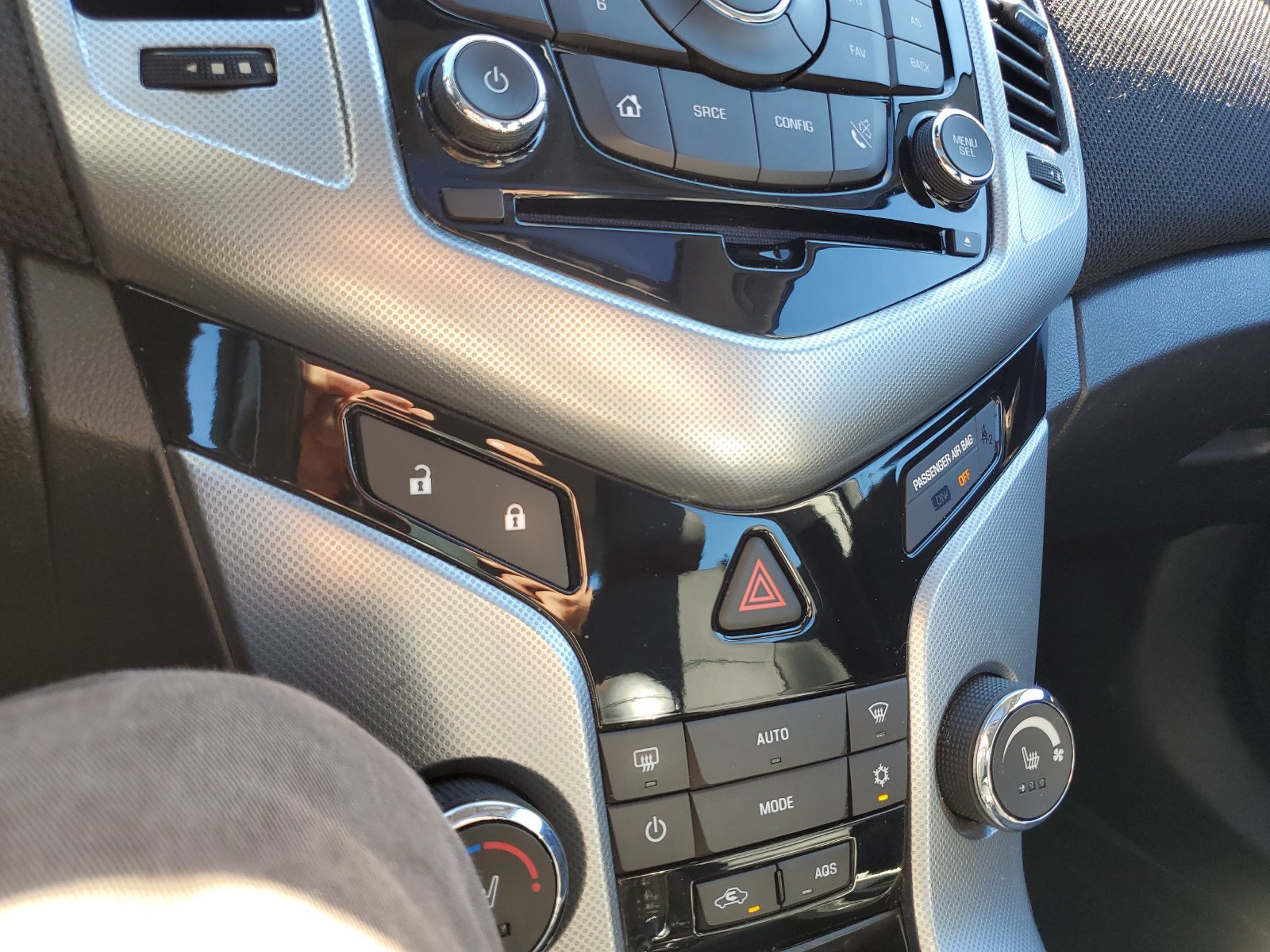 Used 2014 Chevrolet Cruze LTZ w/ RS Package FWD image 28