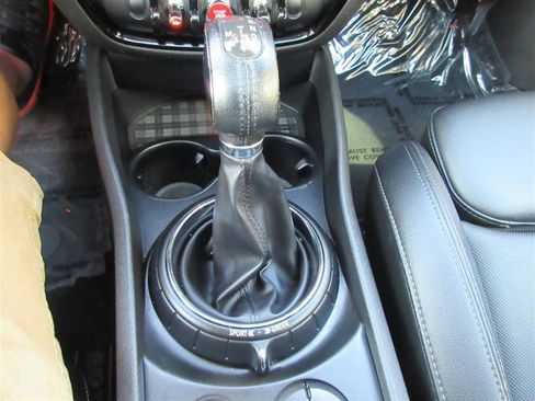 Used 2017 MINI Cooper Clubman S image 29