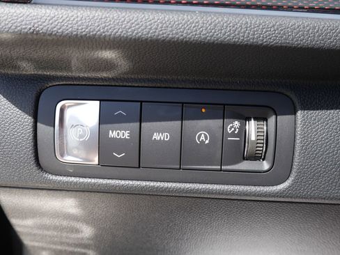 New 2026 Chevrolet Traverse Z71 AWD/4WD image 11