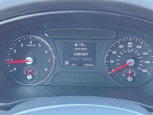 Used 2019 Kia Sorento AWD image 30