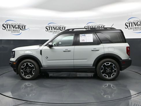 Used 2023 Ford Bronco Sport Outer Banks w/ Tech Package image 4