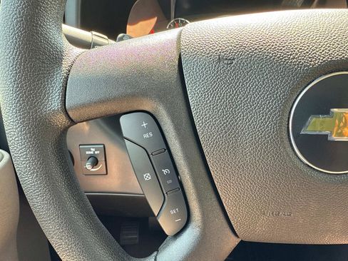 New 2025 Chevrolet Express 3500 w/ Power Convenience Package image 8