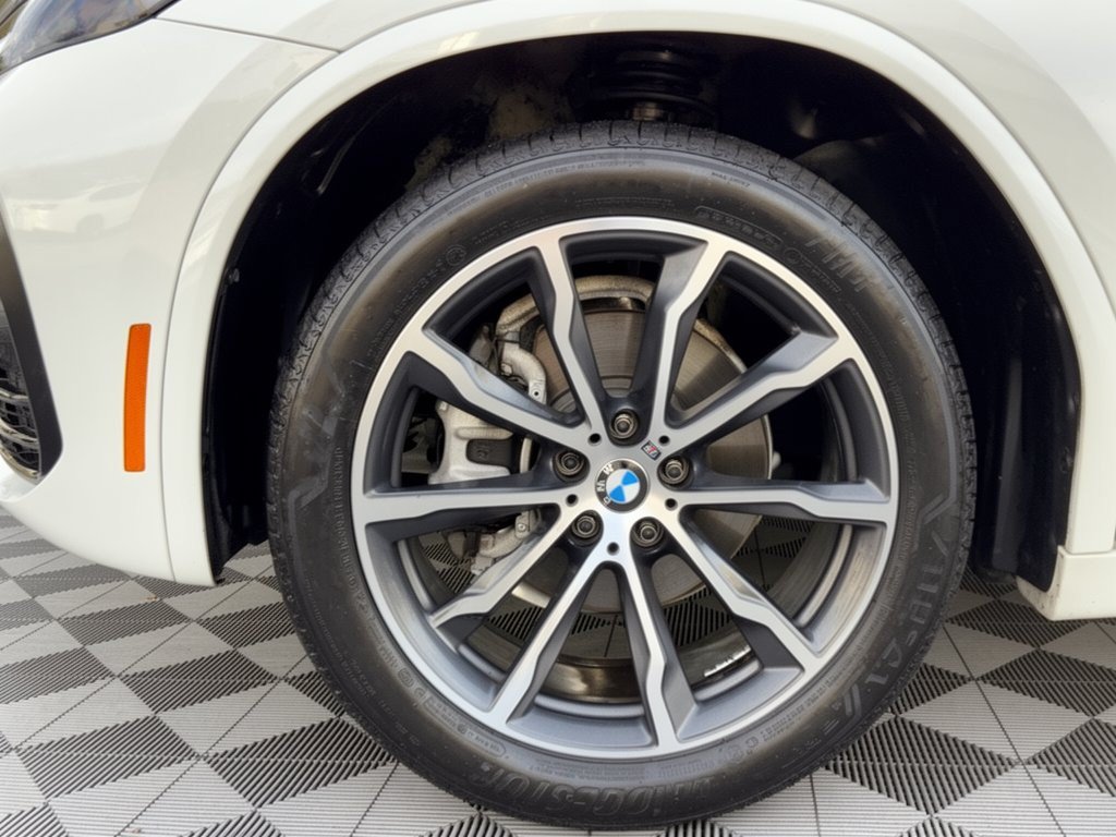 Used 2022 BMW X3 xDrive30i w/ M Sport Package 2 AWD/4WD image 13