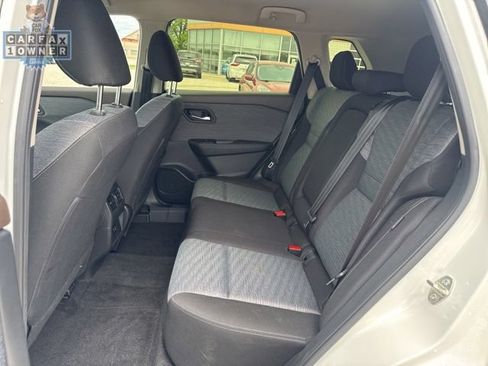 Used 2023 Nissan Rogue SV AWD/4WD image 11