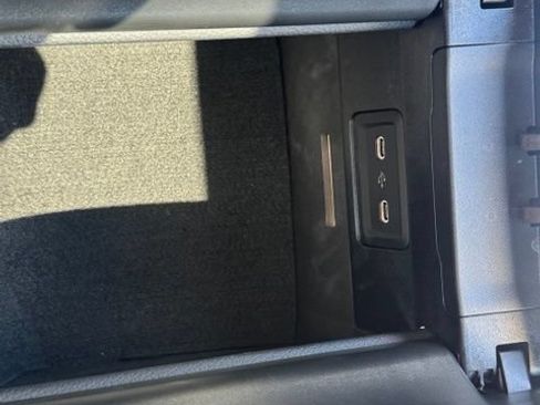 Used 2024 Mercedes-Benz CLE 300 4MATIC Coupe image 32