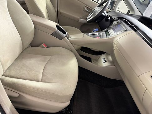 Used 2015 Toyota Prius Two FWD image 23