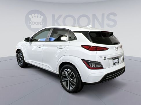 Used 2022 Hyundai Kona Limited image 8
