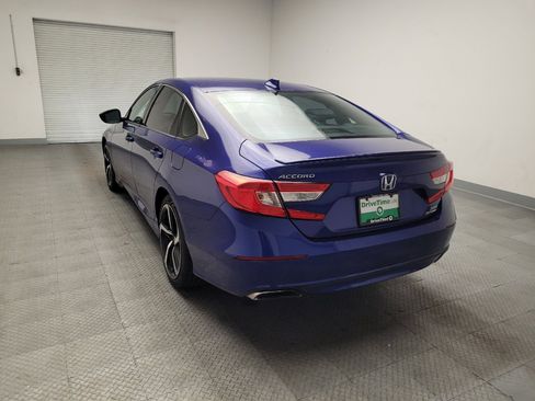 Used 2018 Honda Accord Sport image 6