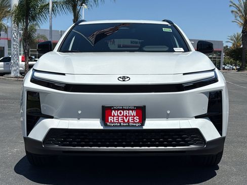 New 2026 Toyota C-HR AWD/4WD image 6