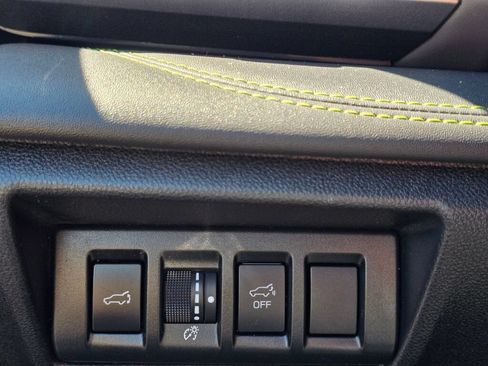 Used 2020 Subaru Outback Onyx Edition XT AWD/4WD image 25