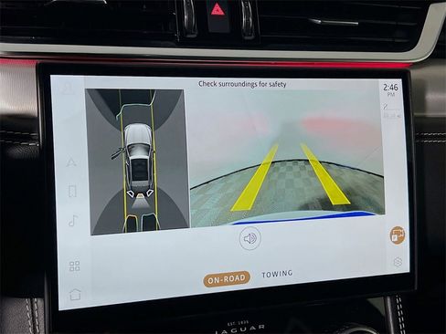 Used 2024 Jaguar F-PACE R-Dynamic S image 14