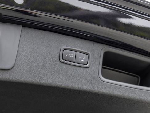 Certified 2026 Porsche Macan AWD/4WD image 52