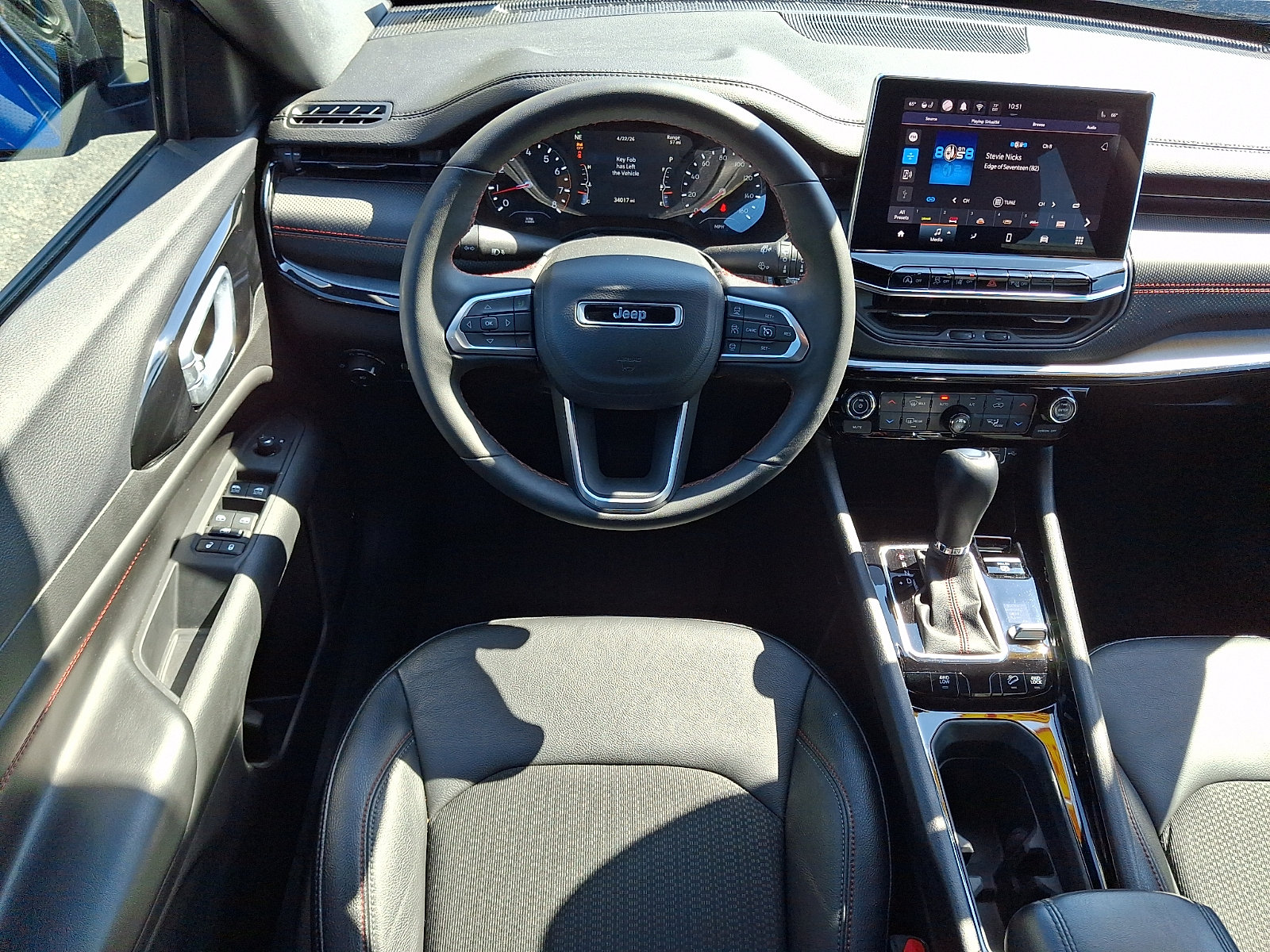 Certified 2024 Jeep Compass Trailhawk w/ Trailhawk Convenience Group AWD/4WD image 11
