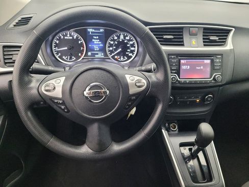 Used 2018 Nissan Sentra S image 22