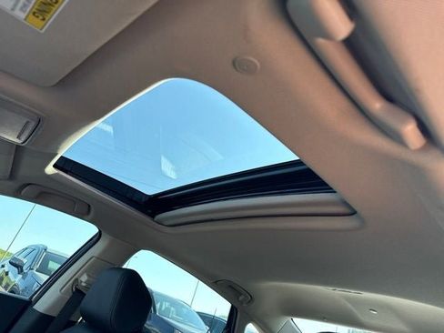Used 2025 Honda Accord EX-L image 19