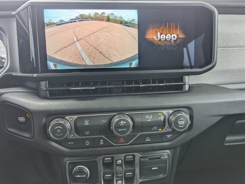 New 2026 Jeep Wrangler Unlimited Sport AWD/4WD image 11
